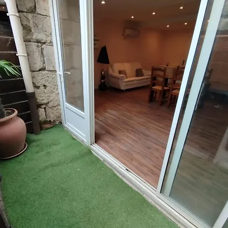 A Cote Du Beau Marche De France Appartement