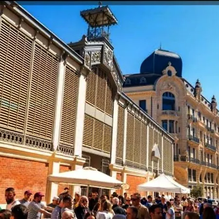 A Cote Du Beau Marche De France * Beziers
