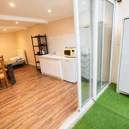 Apartment A Cote Du Beau Marche De France Beziers